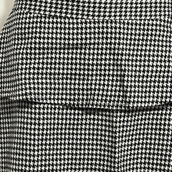 david n Vintage Houndstooth Wool Ruffled Skirt - Picture 11 of 13